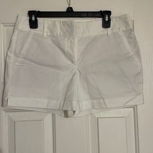 Loft The Riviera Short Size 4